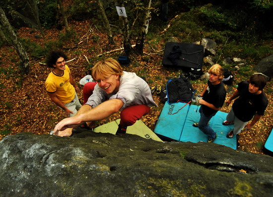bouldering sneznik